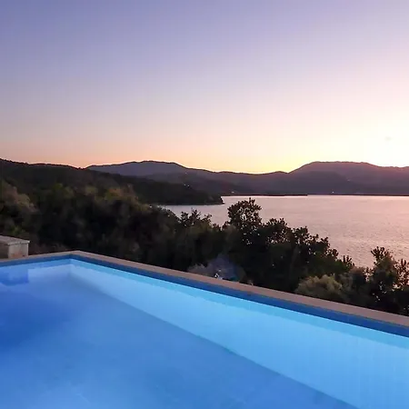 Villa Meganisi Armonia - Private Pool Oasis